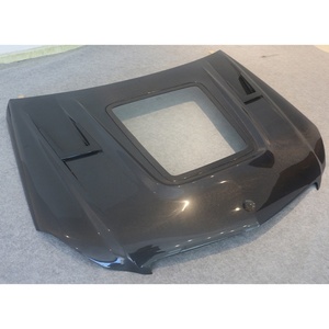 2007-2014 Car Upgrade Carbon Fiber Transparent <b>Engine</b> <b>Hood</b> New Condition Fit for Benz C-Class W204 C63 Wet Carbon Fiber - Product Image 4