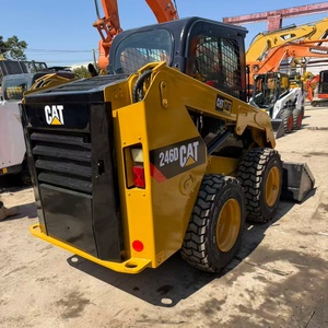Minicargadora Usada Caterpillar (Cat) 246D, Modelo 2022, Potencia de 60KW, Carga Nominal de 2.4 Toneladas, Bomba Hidráulica CAT Certificada en Buen Estado - Product Image 2