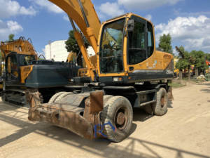 Excavadora de ruedas Hyundai 210W-9t Estado original Equipo de construcción usado con neumáticos originales Componentes del núcleo del motor a la venta - Product Image 3