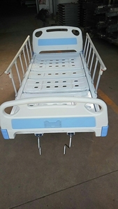 Cama de hospital portátil de ABS con soporte IV y mesa de comedor - Product Image 5