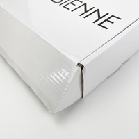 Échantillons gratuits Boîte postale d'expédition postale au design imprimé personnalisé Boîte postale d'emballage en carton ondulé pliable Boîte d'avion
