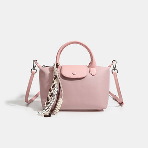 Sac à main bandoulière/porté croisé pour <span class=keywords><strong>femme</strong></span>, collection automne-hiver 2026, style mini, avec pompon, en nylon, fermeture à rabat, tendance et polyvalent, très populaire - Product Image 6