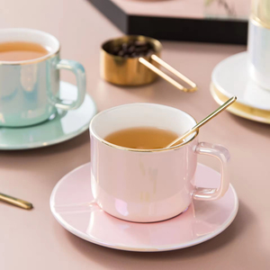 แก้วกาแฟแบบใช้แล้วทิ้งขนาด 150 มล. พร้อมจาน ถาด และช้อน ลายการ์ตูนทันสมัย สำหรับงานปาร์ตี้ ใช้กับไมโครเวฟและเครื่องล้างจานได้ - Product Image 2