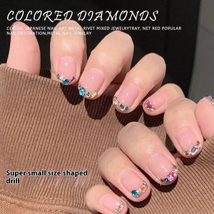 12 Grilles de Strass pour Ongles à Dos Plat, Couleurs Mixtes, Formes Variées (Cœur, Étoile), Pierres de Cristal, Décorations pour Manucure DIY et Fournitures de Salon - Product Image 3