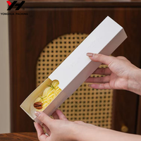 Boîte de découpe de gâteau de 3 pouces 4 pouces Boîte à dessert triangulaire de style occidental blanche Mousse Plateau inférieur sucré Logo personnalisé