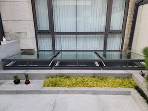 Hiện đại ban công Patio không thấm nước Điện mở có thể thu vào trượt Skylight Hợp kim nhôm tự động trượt trên mái nhà - Product Image 4