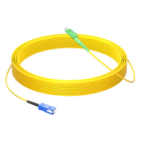 Cable de Fibra Óptica de 1m (3 pies) 1 Fibra E2000 APC Simplex a SC UPC Simplex Monomodo (OS2) Riser (OFNR) 2.0mm con Aislamiento Tensado