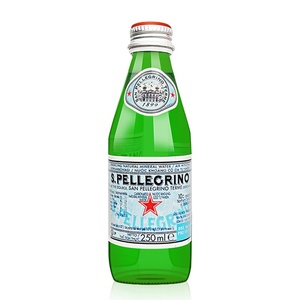 <span class=keywords><strong>Agua</strong></span> <span class=keywords><strong>Mineral</strong></span> Natural Gasificada San <span class=keywords><strong>Pellegrino</strong></span> Importada de Italia, 250 ml * 24 Botellas, <span class=keywords><strong>Agua</strong></span> <span class=keywords><strong>Mineral</strong></span> Carbonatada Genuina a Temperatura Ambiente - Product Image 3