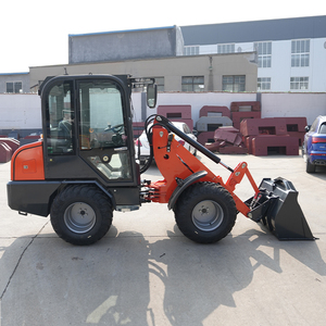 Mini-tracteur agricole 4x4 tout-terrain facile à utiliser pour l'élevage, les jardins et l'aménagement paysager - Product Image 2