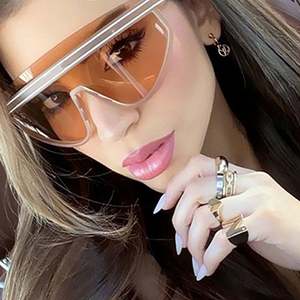 Gafas de Sol de Moda con Logotipo Personalizado, Montura Media con Rayas, Lentes de Una Pieza Extra Grandes para Mujer - Product Image 2