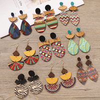 Anting Kayu Wanita Gaya Bohemia Desain Kupu-kupu Unik Motif Geometris Etnik Cetak Garis-garis Pesona Religius
