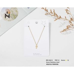 Collana con Ciondolo a Forma di Chiave in Acciaio Inossidabile Placcato Oro, Gioiello Minimalista da Donna per Uso Quotidiano, Idea Regalo - Product Image 1