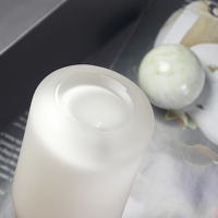 Vente flash 30ML 50ML 100ML Flacon en verre translucide Vaporisateur pour le corps Base épaisse Flacon de parfum de luxe avec boîte cadeau personnalisée