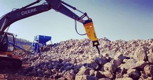 Martillo Hidráulico Nuevo Modelo SB70 para Construcción y Minería para Excavadoras de 16-21 Toneladas, 1 Año de Garantía - Product Image 5