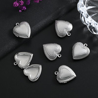 Pendentif Cœur en Acier Inoxydable avec Photo, Mini Collier Breloque, Cadeau Souvenir pour Couple, Design Original, Accessoire de Collier Élégant