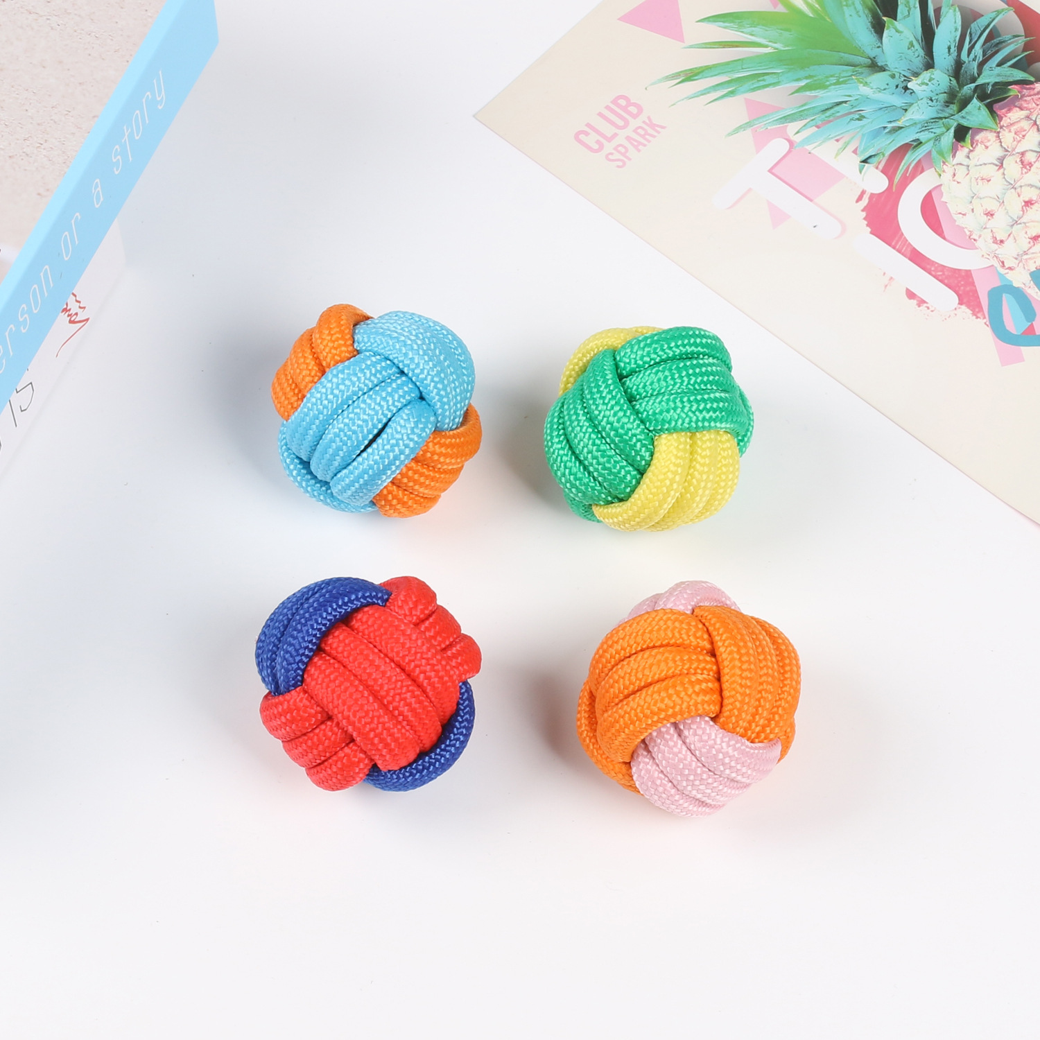 6cm 50g ball, four colors available