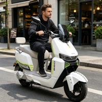 Scooter électrique à 2 roues pour adultes, de haute qualité, best-seller, moteur PM 1200W haute vitesse, équipé de pneus de 10 pouces