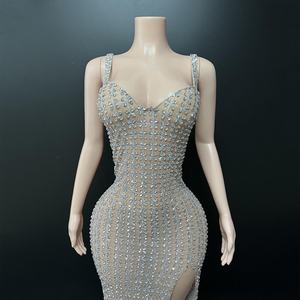 Vestido de Malla con Cuello Halter y Pedrería de OUDINA, Elegante para Fiesta de Graduación, Noche, Eventos, Vestidos Elegantes para Mujer - Product Image 4