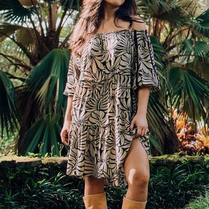 Nouvelle robe midi d'été à imprimé floral, ample, élastique, sans bretelles, en rayonne, coupe épaules dénudées, personnalisable - Product Image 1