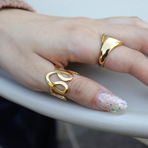 <span class=keywords><strong>Chris</strong></span> april en stock bijoux de mode en acier inoxydable 316L PVD plaqué or version large ligne bouclée mignonne belle bague - Product Image 1