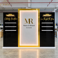 Dinding Latar Belakang Pernikahan Akrilik LED dengan Papan Selamat Datang 3 Panel Rak Display untuk Dekorasi Resepsi Pernikahan, Hotel, dan Acara Pesta