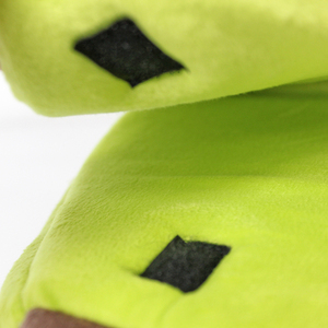 Gato <span class=keywords><strong>totoro</strong></span> en forma de fruta para dormir en interiores, cama de plátano para mascotas pequeñas, nuevo diseño - Product Image 4