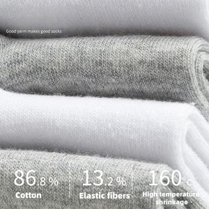 Chaussettes personnalisées pour jeunes, respirantes, écologiques, en polyester/coton, pour le basketball et les entraînements de course à pied - Product Image 4