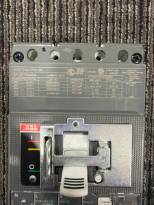 เบรกเกอร์แบบโมลด์เคส Tmax XT4N250 ซีรีส์ 1SDA รหัสสั่งซื้อ PLC - Product Image 2