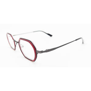 Las últimas gafas ópticas de acetato de metal poligonal hechas a mano, gafas con montura listas para enviar - Product Image 1