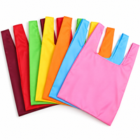 Sac fourre-tout pliable réutilisable en polyester grand format, personnalisable et écologique, avec logo sur mesure, fermeture à bandoulière et poignée longue