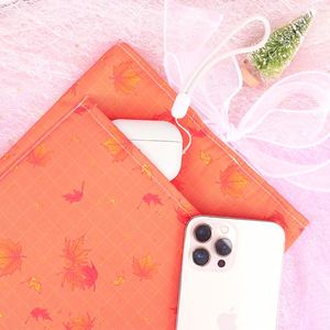 Funda Protectora Acolchada de Algodón con Diseño Floral Personalizado para Lector Electrónico, Cuaderno o Libro, con Bolsillo Frontal, Estilo Bolso, para Regalo - Product Image 4
