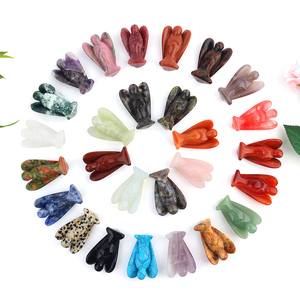 Vente en gros de sculptures en cristal : une variété de sculptures en pierres précieuses, ange de 2 pouces - Product Image 1