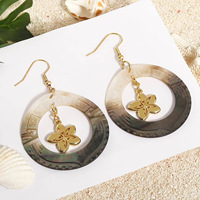 Anting-anting perhiasan bunga emas gaya Pulau Hawaii dari mutiara