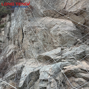 Filet <span class=keywords><strong>de</strong></span> protection en treillis métallique galvanisé tissé pour la prévention des chutes <span class=keywords><strong>de</strong></span> pierres, avec fonctions <span class=keywords><strong>de</strong></span> pliage et <span class=keywords><strong>de</strong></span> découpe - Product Image 5