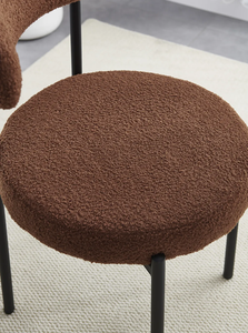 JP nordico moderno bianco curvo schienale imbottito accento sedia Design in velluto bouclé <span class=keywords><strong>sedie</strong></span> da pranzo con gambe in metallo nero - Product Image 4