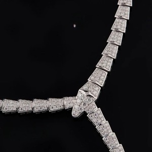 Collar de Tenis con Diamantes de Moissanita Plateados de Moda en Oferta para Atuendos Urbanos y de Streetwear, Disponible a Buen Precio - Product Image 4