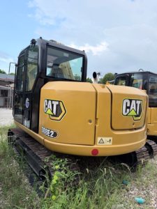 Excavadora de cadenas CAT 308E2 de 8 toneladas, usada, con cabina, para excavación de cimientos y renovación de jardines - Product Image 2