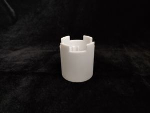 Yike si specializza nella personalizzazione di parti strutturali in ceramica di allumina al 75%, 95%, 99% e nella metallizzazione ceramica - Product Image 1