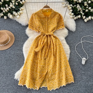 Vestidos Camiseros Casuales Franceses <span class=keywords><strong>con</strong></span> Mangas Abullonadas Bordadas y Cintura Ajustada - Product Image 1