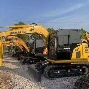 Machinerie d'occasion du Japon, excavatrices sur chenilles Komastu certifiées CE avec godet PC70 7 TONNES, excavatrice d'occasion - Product Image 1