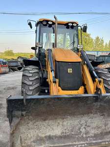 Miniexcavadora Usada Airman JCB 3CX 4CX a Bajo Precio con Motor y Bomba Isuzu, 1 Año de Garantía, en Venta - Product Image 4