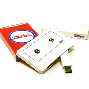 A cassette usb con adesivo logo personalizzato imballato con la scatola di plastica 128GB 64GB 32GB 16GB 8GB nastro a cassetta memoria usb flash drive