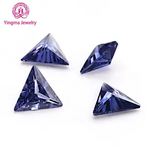 Batu permata longgar buatan Lab Cz 4*4mm sampai 10*10mm warna <span class=keywords><strong>Tanzanite</strong></span> khusus potongan segitiga zirkonia kubik untuk pembuatan perhiasan bagus - Product Image 1