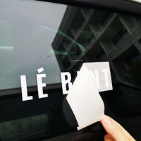 Autocollant de logo auto-adhésif en vinyle découpé sur mesure, résistant aux UV, imperméable, à forte adhérence, amovible, pour vitres de voiture