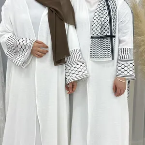 Orta doğu arap Dubai Abayas zarif nakış püskül müslüman kadın elbise hırka Kaftan Robe