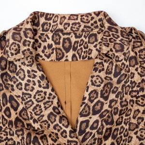 Abrigo de Gabardina de Diseño Personalizado 2025, Largo Midi, con Cinturón, para Mujer, Elegante y Lujoso, con Estampado de Leopardo, para Invierno - Product Image 3