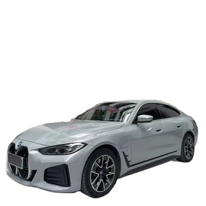 Vente en gros de voitures électriques d'occasion personnalisées 2023 pour BM W <span class=keywords><strong>I4</strong></span> EDrive <span class=keywords><strong>35</strong></span>, voiture de taille moyenne avec une autonomie de 511 km, moteur arrière, propulsion arrière - Product Image 1