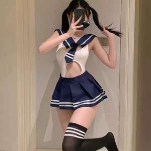 Ensemble de lingerie sexy en dentelle respirante brodée en tissu peigné tricoté pour femme, taille XL, avec nuisette ajourée - Product Image 1