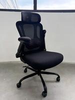 Chaise de bureau ergonomique à dossier haut en maille noire réglable avec accoudoirs et casque 6D intégrés