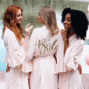 Al por mayor: Bata de satén de seda con volantes, kimono corto, elegante y lujosa, <span class=keywords><strong>para</strong></span> damas de honor, bodas, fiestas nupciales y como camisón de moda <span class=keywords><strong>para</strong></span> mujer. - Product Image 4